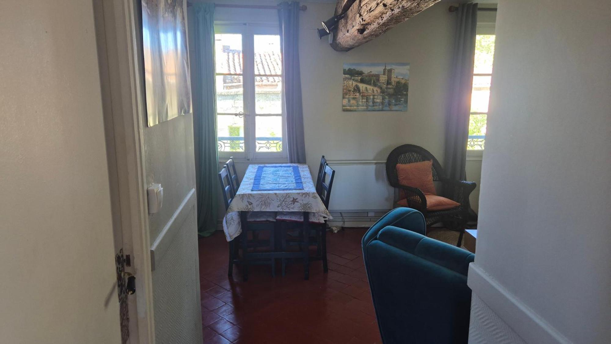 Un Nid Sur Les Toits Face Au Palais Des Papes Apartment Avignon